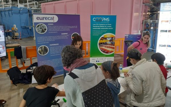 ALBA CELLS and Eurecat stand at the ALBA Synchrotron